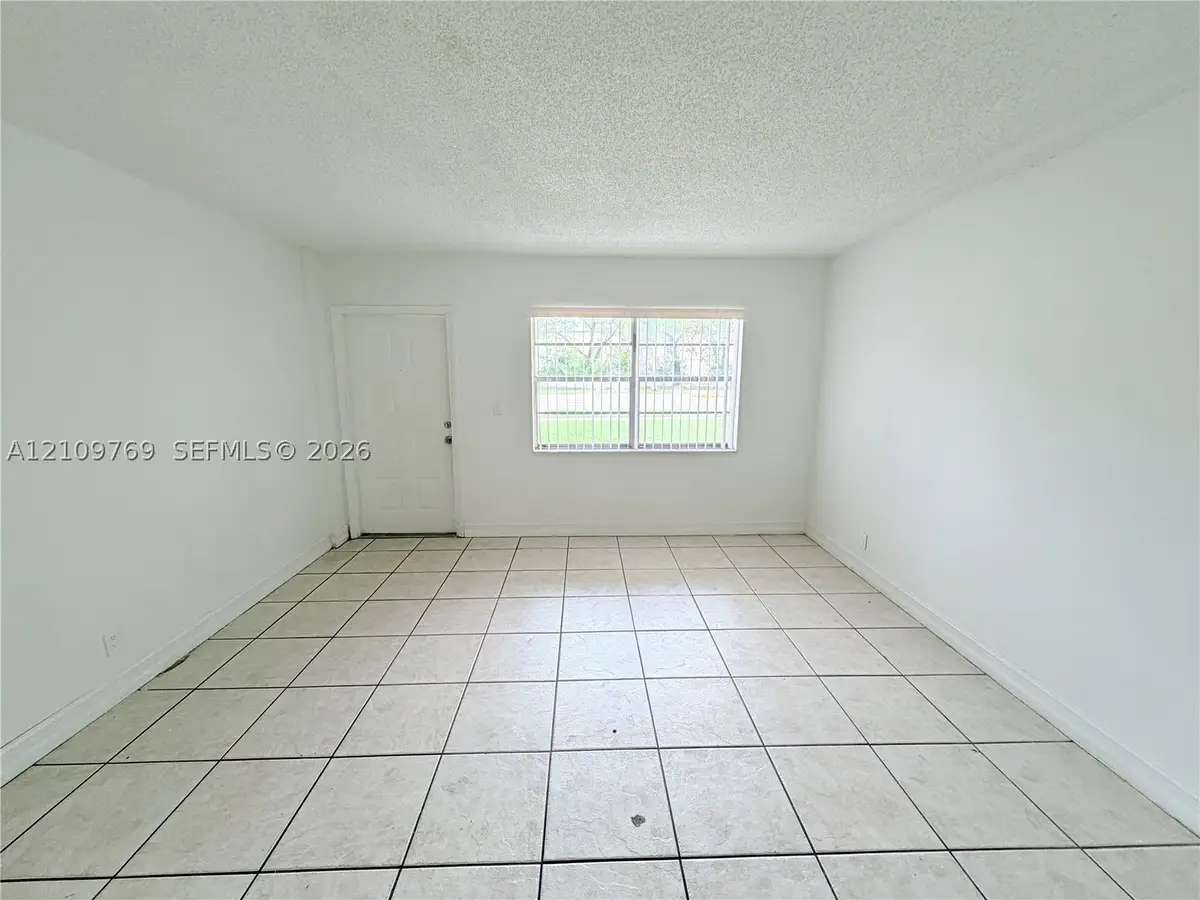 Address Withheld By Seller, Lauderhill, FL 33313 - #1