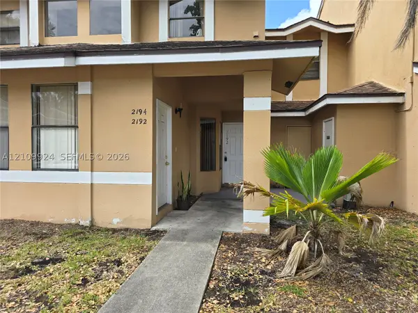 2192 SW 80th #2192, Miramar, FL 33025