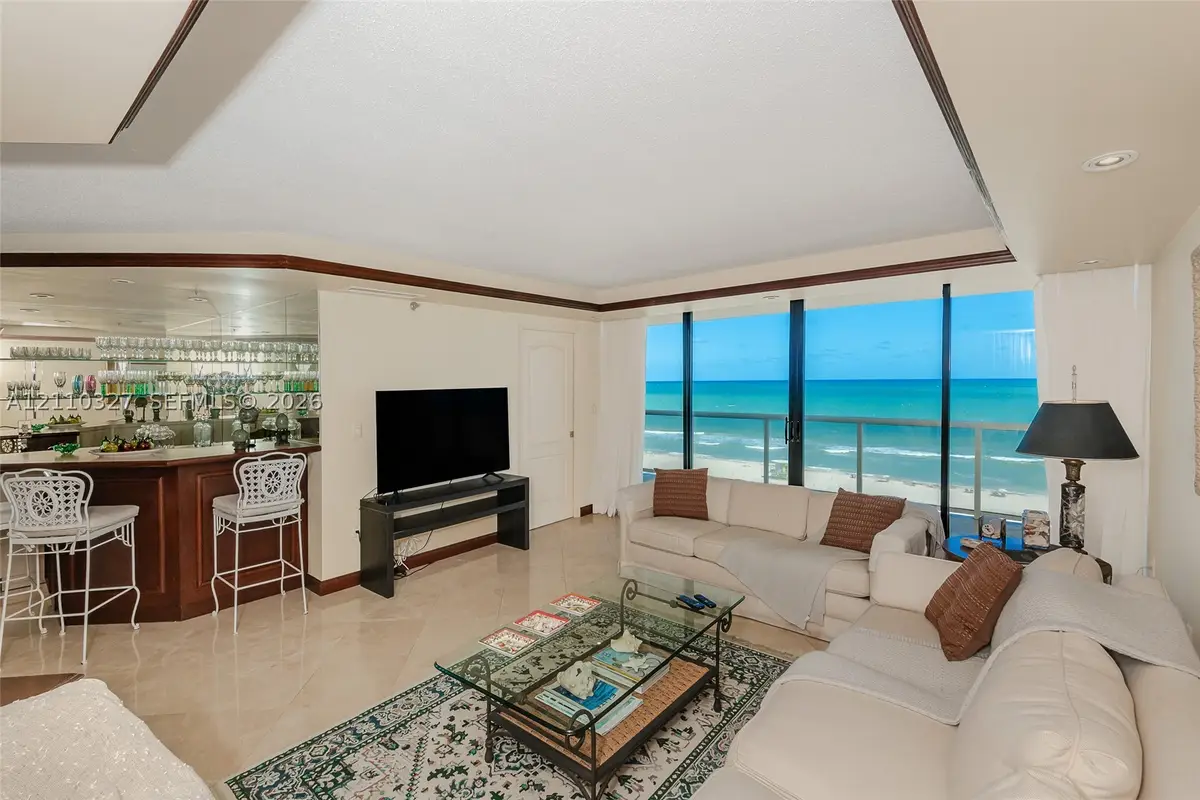 5757 Collins #1005, Miami Beach, FL 33140 - #1