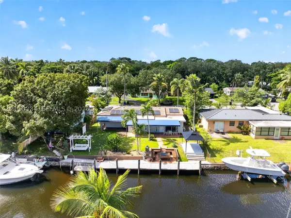 2100 SW 23rd, Fort Lauderdale, FL 33312