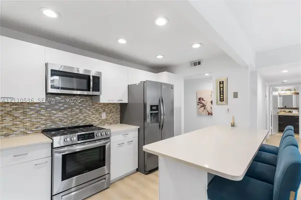 3350 NE 192nd #4Q-B, Aventura, FL 33180