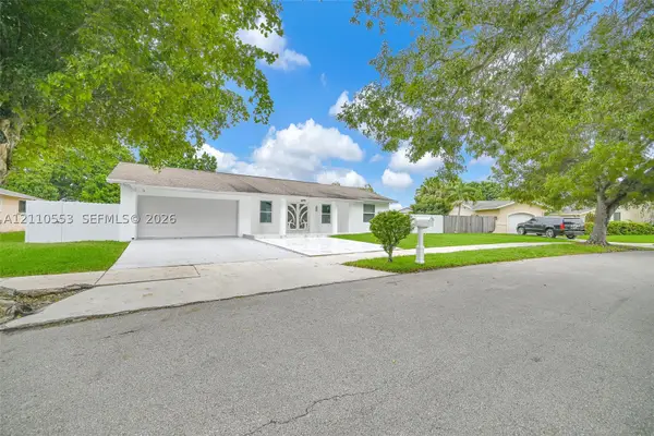16611 SW 108th, Miami, FL 33157