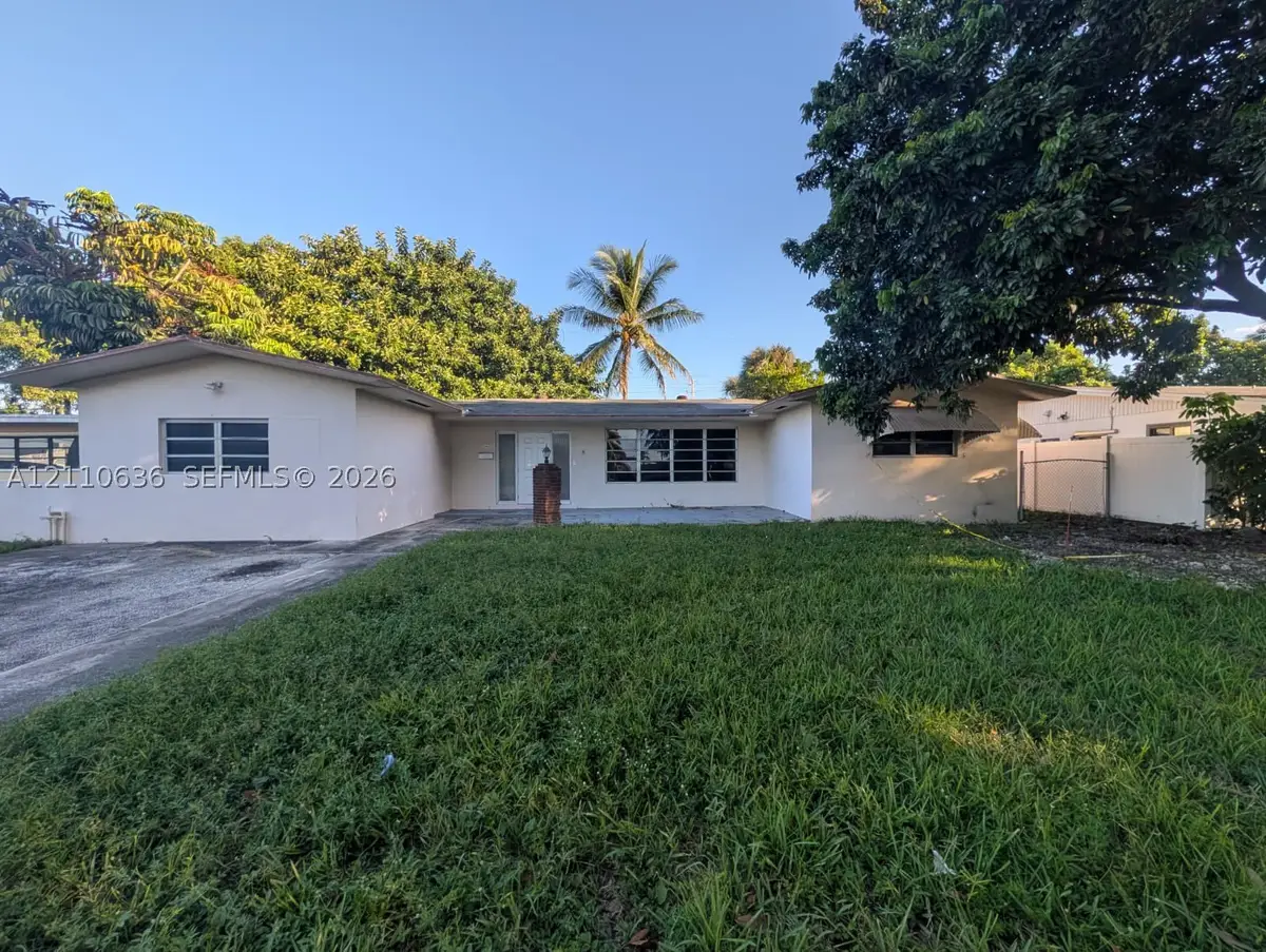 1031 NE 166th, North Miami Beach, FL 33162 - #1