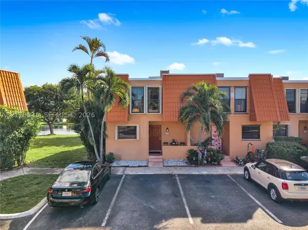 9100 Orchid Tree #137, Pembroke Pines, FL 33024