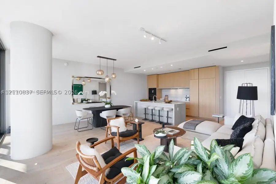 8701 Collins #404, Miami Beach, FL 33154 - #3