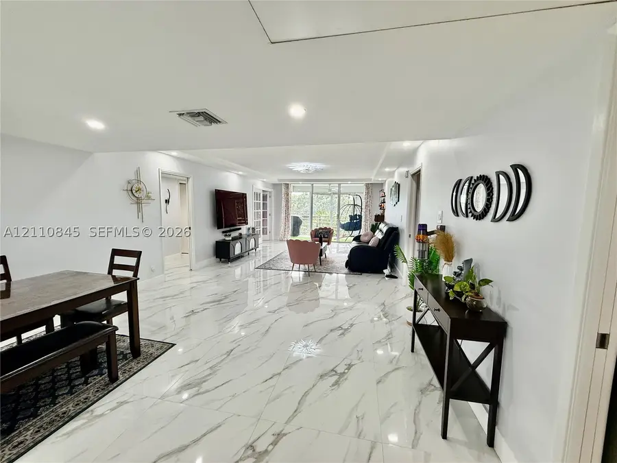 565 Oaks #410, Pompano Beach, FL 33069 - #3