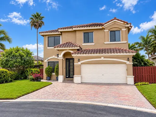 2030 NW 99th, Pembroke Pines, FL 33024