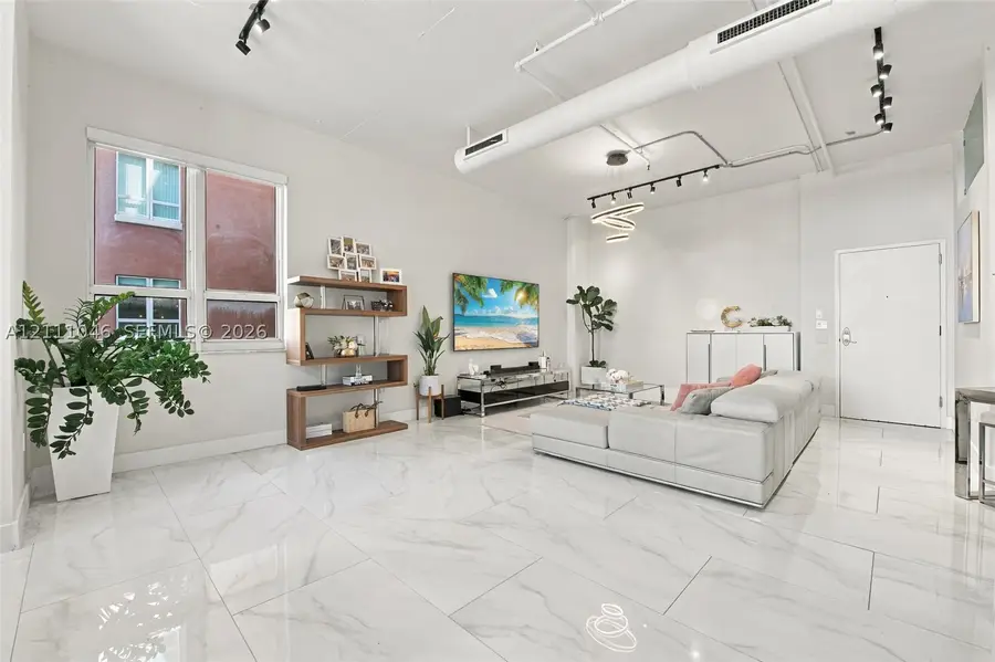 2001 Biscayne #3202, Miami, FL 33137 - #3