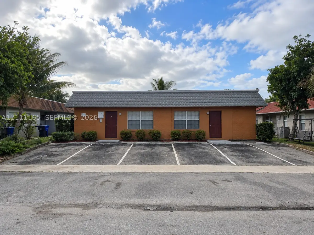 7860 SW 10th, North Lauderdale, FL 33068 - #1