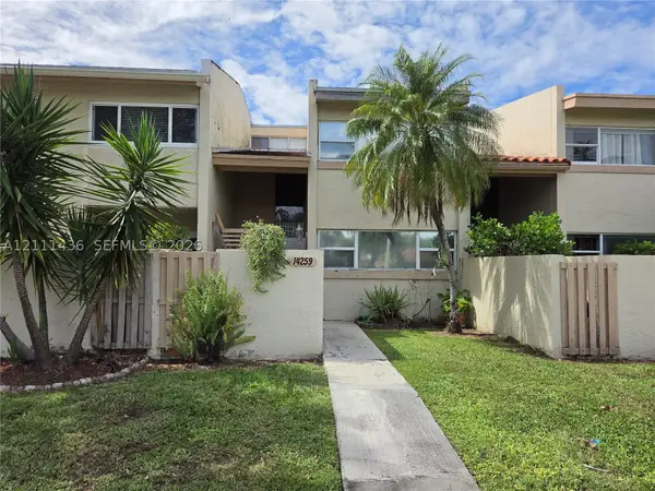 14259 E Kendale Lakes, Miami, FL 33183