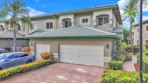 7921 E Exeter Blvd E #202, Tamarac, FL 33321