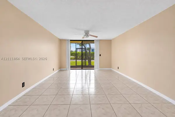 6195 Rock Island #104, Tamarac, FL 33319