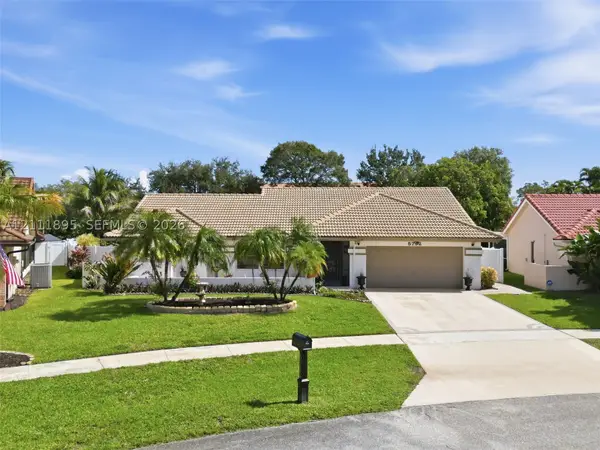 5792 Sun Pointe, Boynton Beach, FL 33437