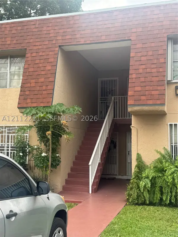 200 NW 107th #201, Miami, FL 33172