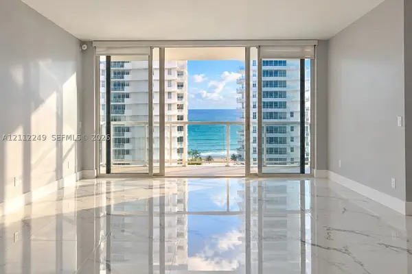 5600 Collins #14W, Miami Beach, FL 33140