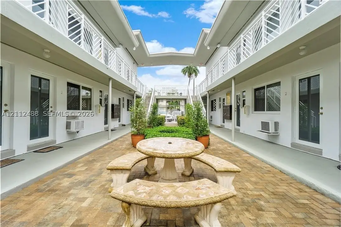 7430 Byron #9A, Miami Beach, FL 33141 - #1