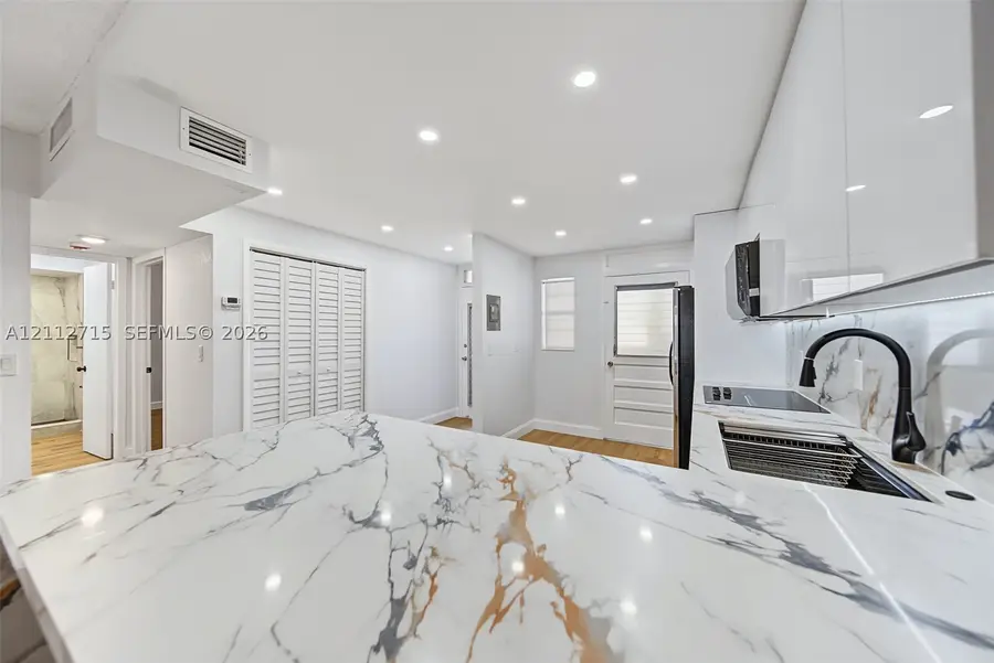 2800 NW 47th #202A, Lauderdale Lakes, FL 33313 - #3
