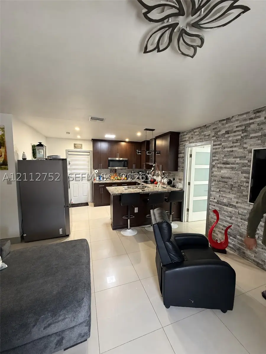 1210 N 71st, Hollywood, FL 33024 - #2