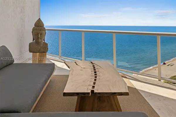 6767 Collins #2206, Miami Beach, FL 33141