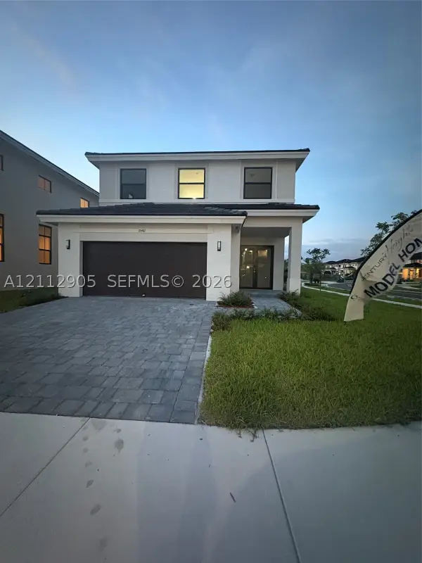 15461 SW 20th, Miami, FL 33185