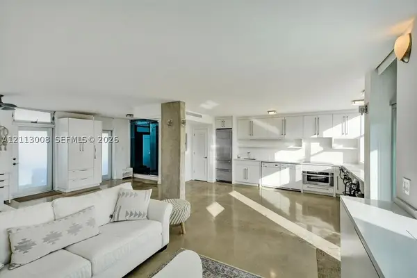 301 Ocean #402, Miami Beach, FL 33139