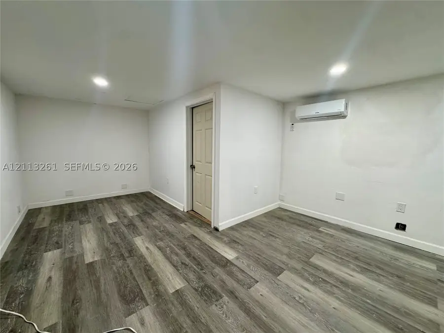 7605 NW 68th, Medley, FL 33166 - #3