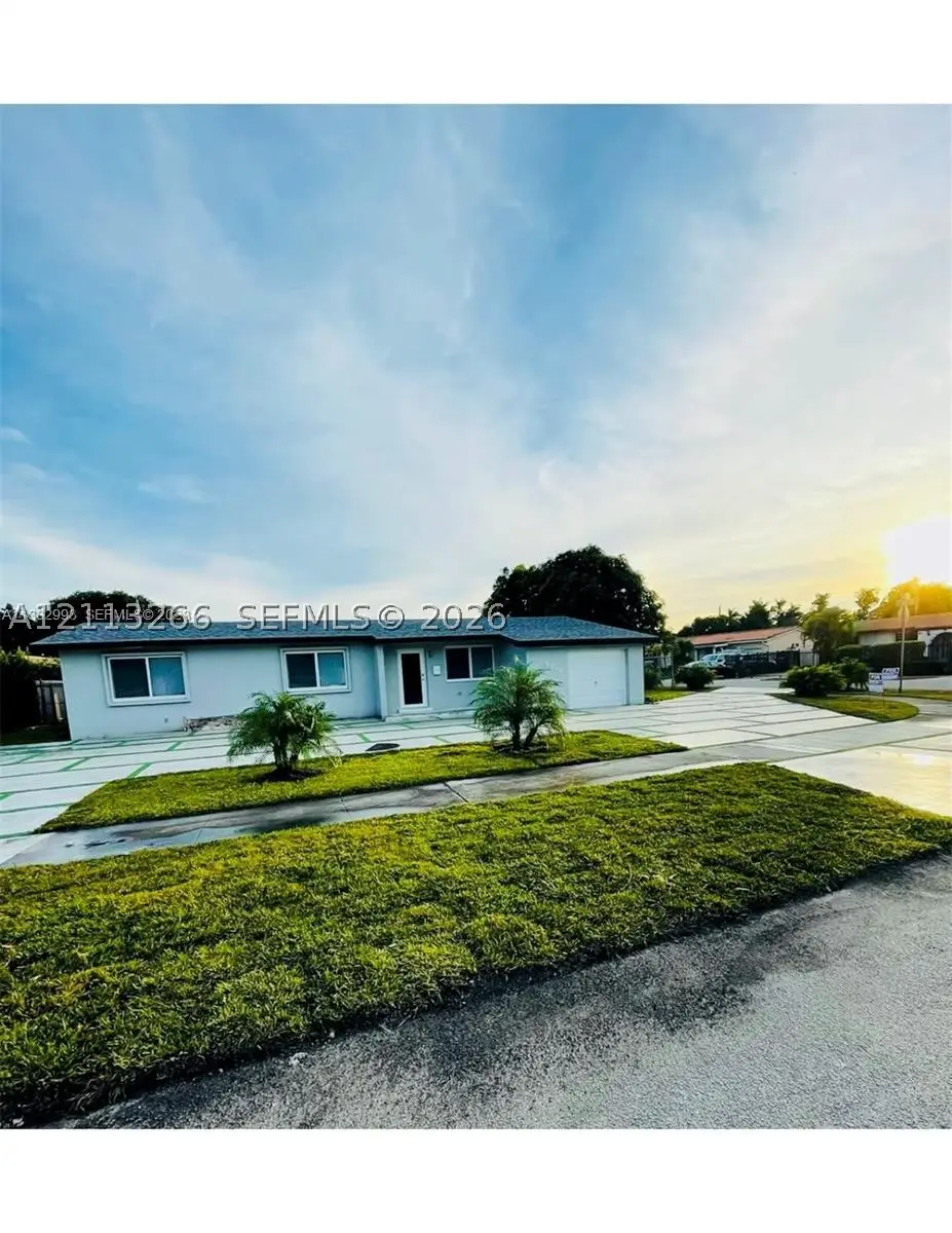 9040 SW 48th, Miami, FL 33165 - #1
