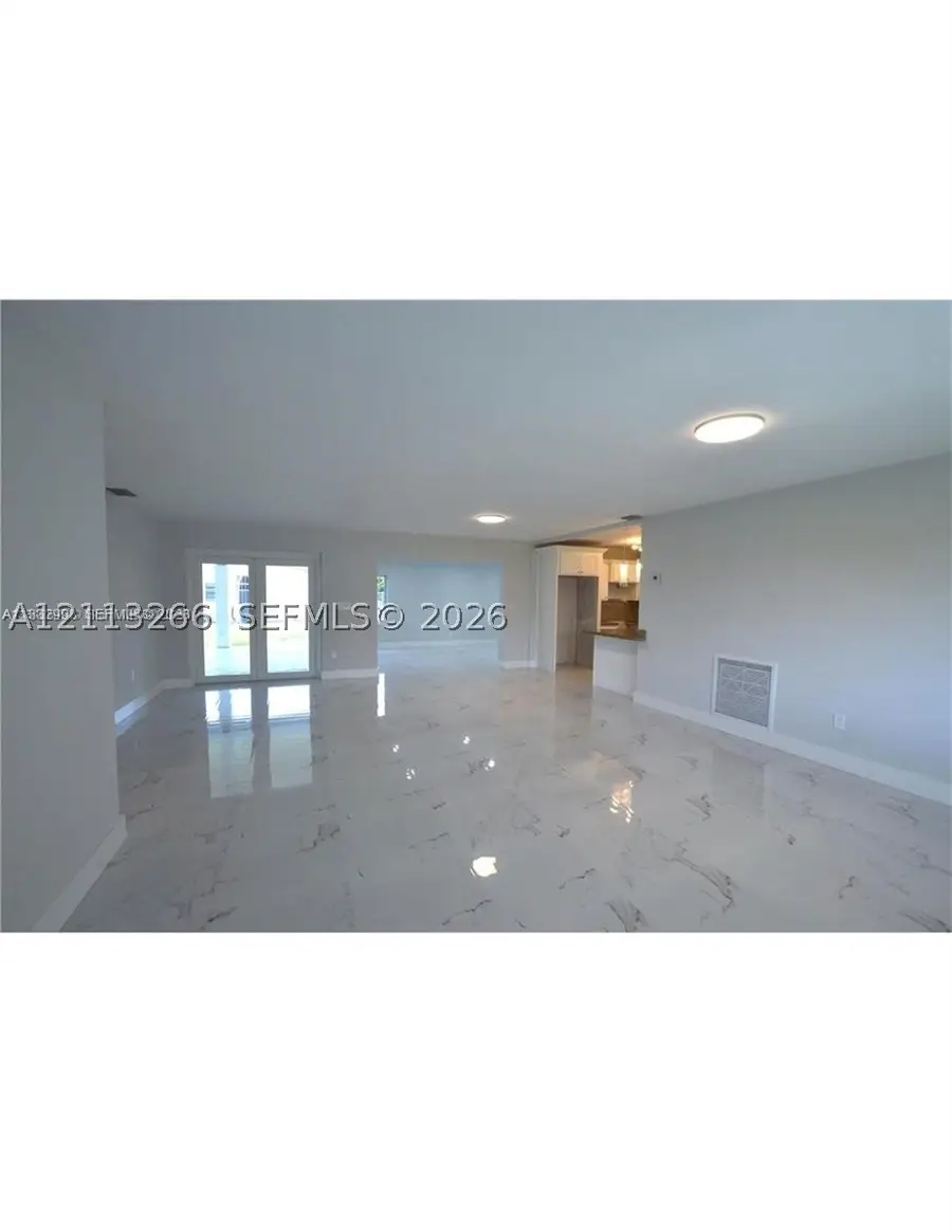 9040 SW 48th, Miami, FL 33165 - #2
