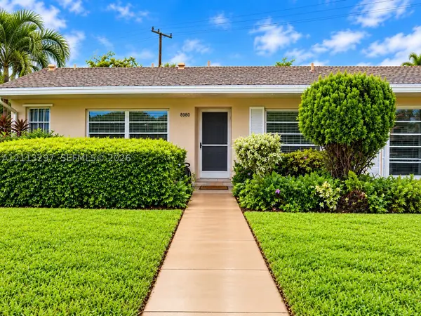 8980 Warwick #410, Boca Raton, FL 33433