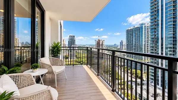 999 SW 1st #2215, Miami, FL 33130