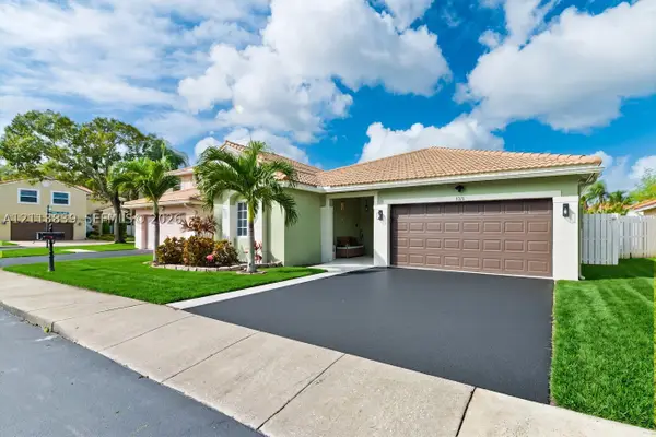 1015 NW 124th, Sunrise, FL 33323