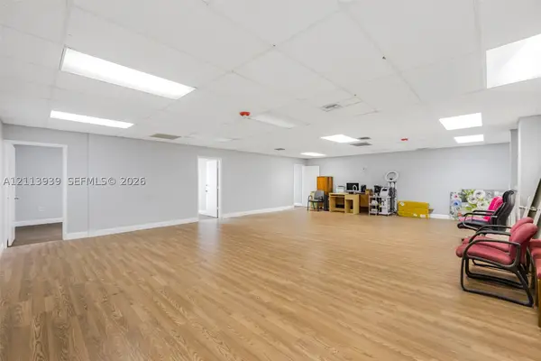 540 NW 165th St Rd #310, Miami, FL 33169