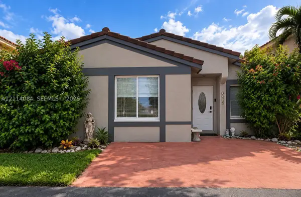 9740 SW 164th, Miami, FL 33196