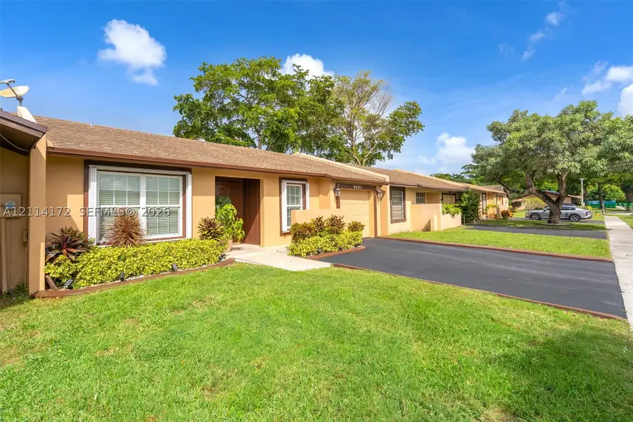 9421 S Meadows, Miramar, FL 33025 - #2