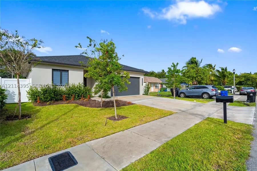 1615 NW 8th, Fort Lauderdale, FL 33311 - #2