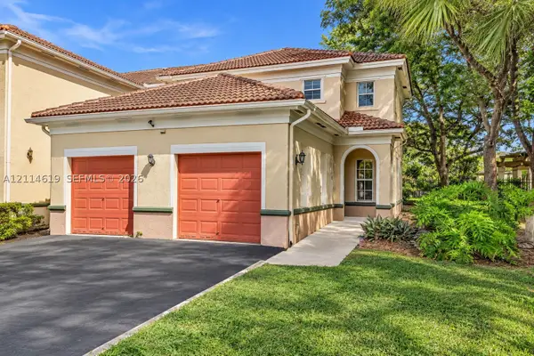2403 Centergate #106, Miramar, FL 33025