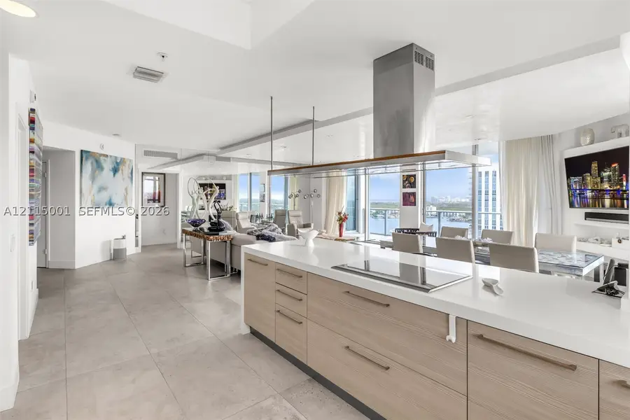 17301 Biscayne #2101, Aventura, FL 33160 - #3