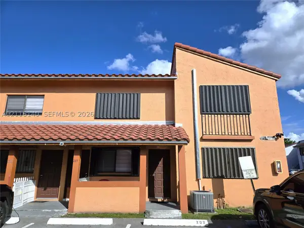 6375 W 27th #201, Hialeah, FL 33016