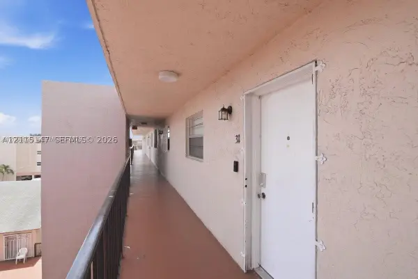 6175 W 20th #311, Hialeah, FL 33012