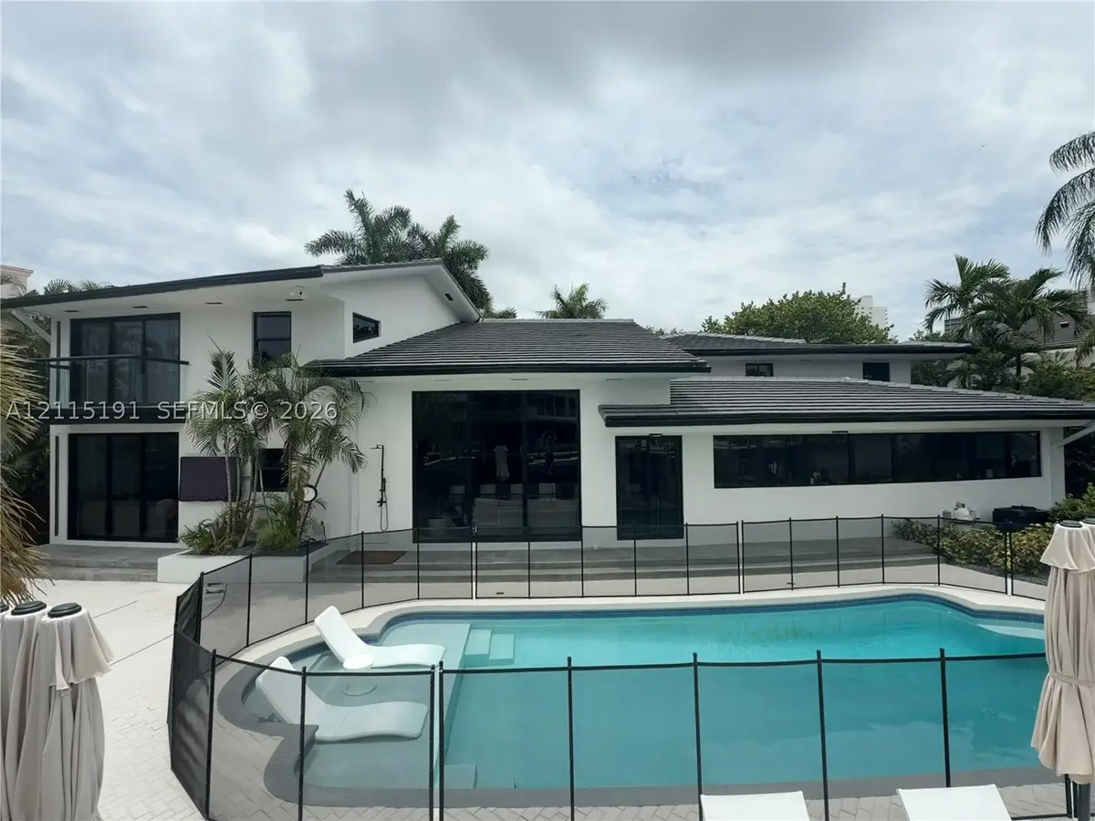 451 Center Island, Golden Beach, FL 33160 - #1