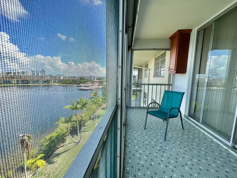 2861 Leonard #F605, Aventura, FL 33160 - #3
