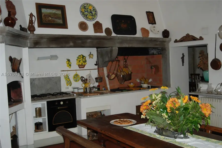 0 Unita Immobiliare In, City Unavailable, FL 0 - #2