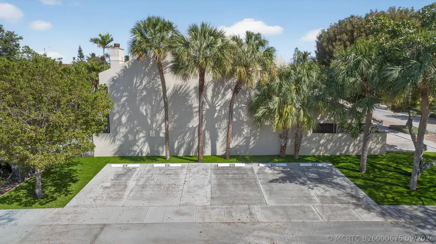 210 Washingtonia Avenue, Lauderdale By The Sea, FL 33308 - #2