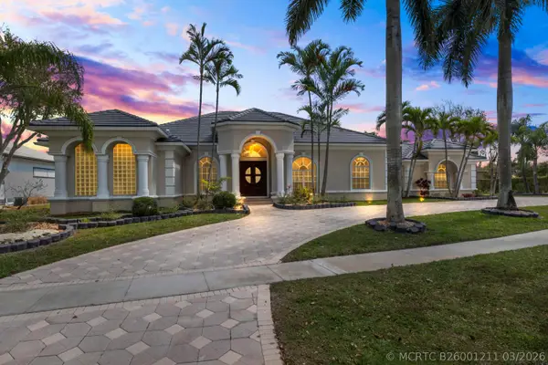 2296 Greenview Cove Drive, Wellington, FL 33414