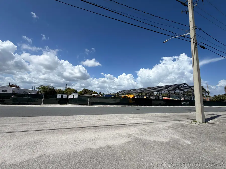 705 SE Tarpon Avenue, Stuart, FL 34994 - #3