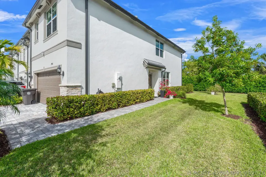 2906 Olivia Avenue, Lauderdale Lakes, FL 33311 - #3