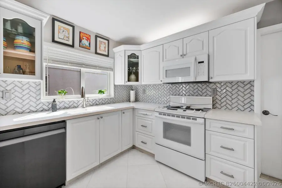 15541 Dover Court, Davie, FL 33331 - #3