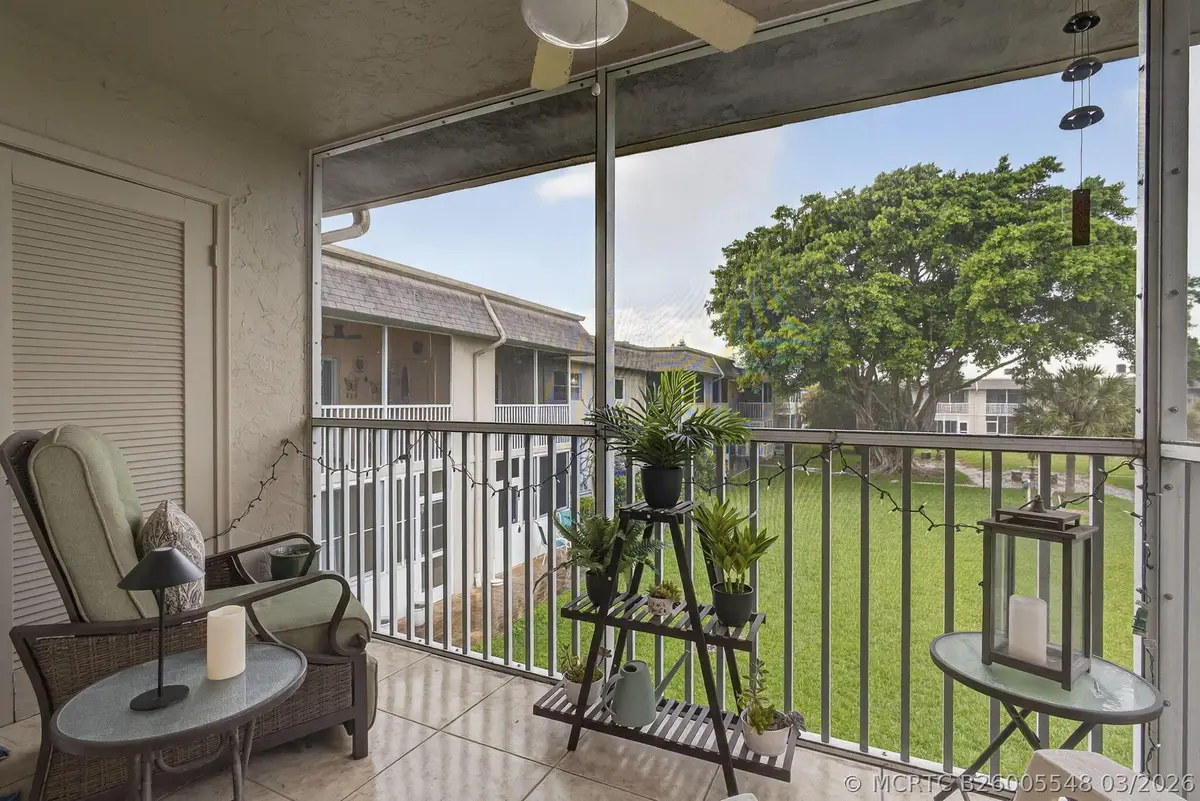 202 Oxford 200, West Palm Beach, FL 33417 - #1