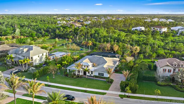 8176 SE Red Root Way, Jupiter, FL 33458