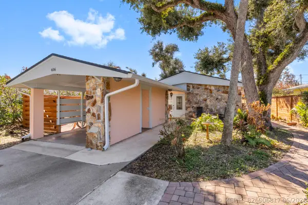616 Dahlia Lane, Vero Beach, FL 32963
